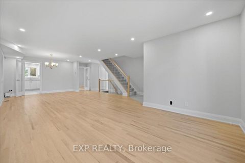 Photo 2 at 18 Ivylea Street, Nepean (Craig Henry/Woodvale), Ottawa