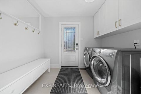 Photo 10 at 18 Ivylea Street, Nepean (Craig Henry/Woodvale), Ottawa