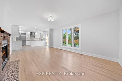 Photo 11 at 18 Ivylea Street, Nepean (Craig Henry/Woodvale), Ottawa