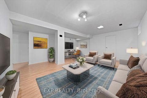 Photo 23 at 18 Ivylea Street, Nepean (Craig Henry/Woodvale), Ottawa