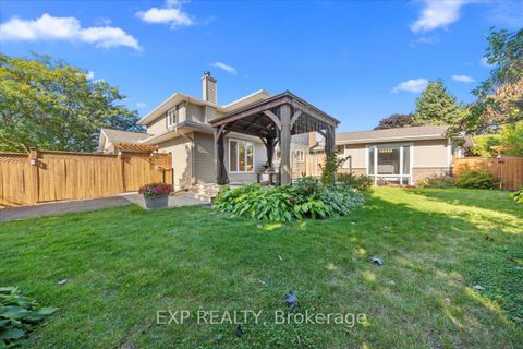 Photo 30 at 18 Ivylea Street, Nepean (Craig Henry/Woodvale), Ottawa