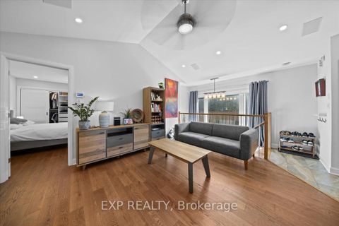 Photo 33 at 18 Ivylea Street, Nepean (Craig Henry/Woodvale), Ottawa