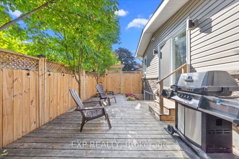 Photo 41 at 18 Ivylea Street, Nepean (Craig Henry/Woodvale), Ottawa