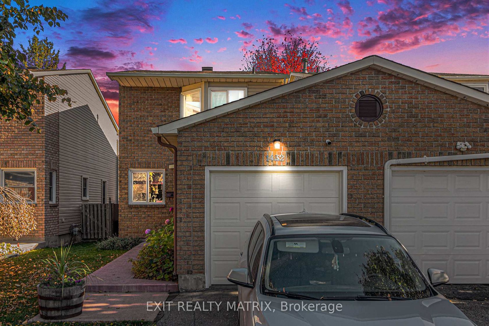 1432 Deavy Way E, Bilberry Creek/Queenswood Heights, Orleans 2