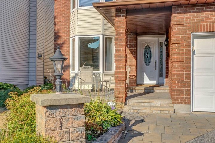 Photo 3 at 68 Pheasant Run Drive, Nepean (Pheasant Run), Ottawa