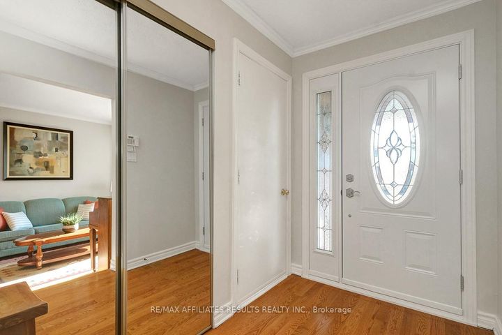 Photo 6 at 68 Pheasant Run Drive, Nepean (Pheasant Run), Ottawa