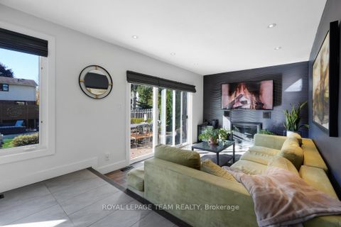 Photo 16 at 28 Holitman Drive, Nepean (Knollsbrook), Ottawa