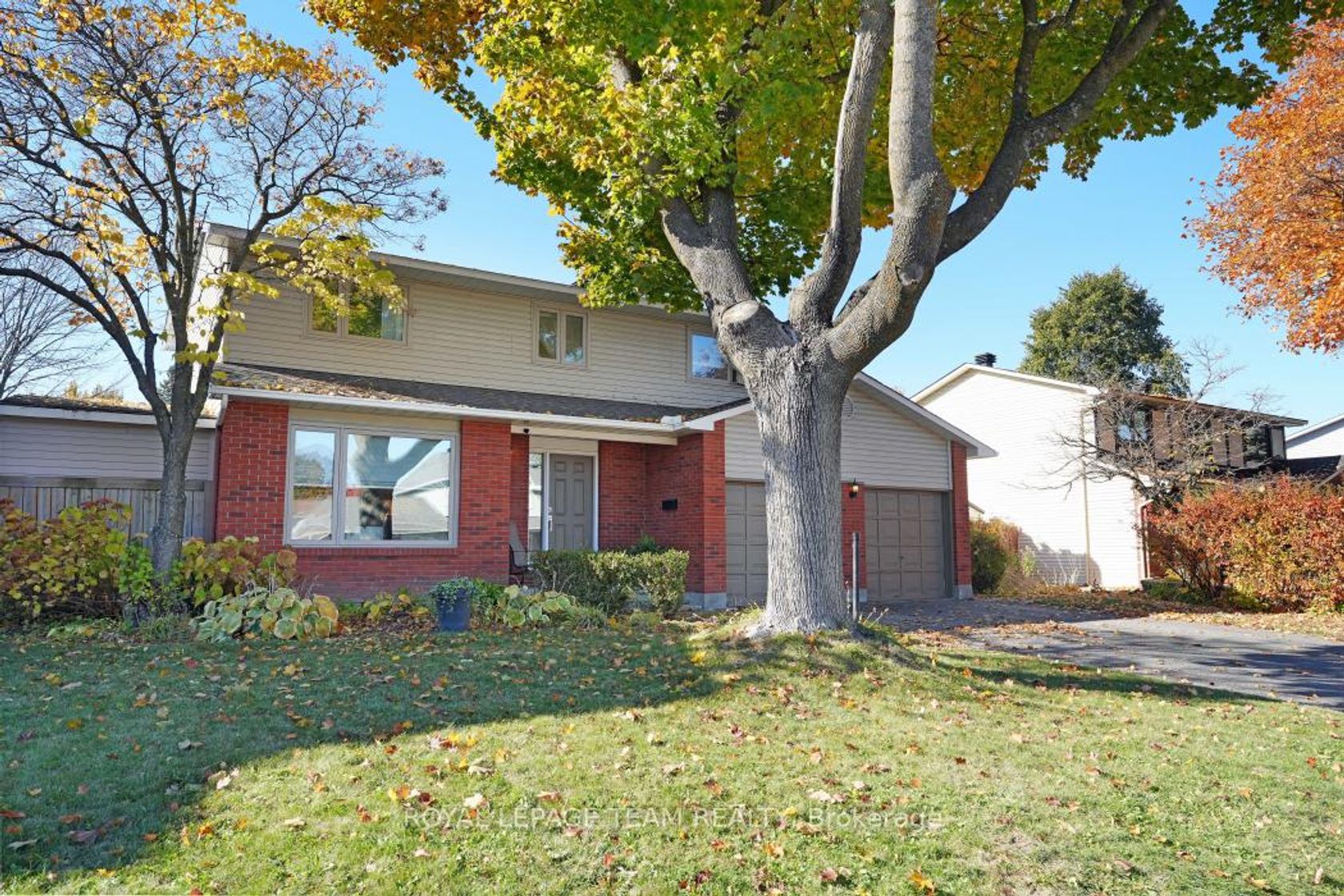 28 Holitman Drive, Nepean (Knollsbrook), Ottawa 