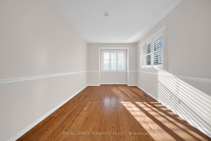 Photo 21 at 29 Hemmingwood Way, Nepean (Centrepointe), Ottawa