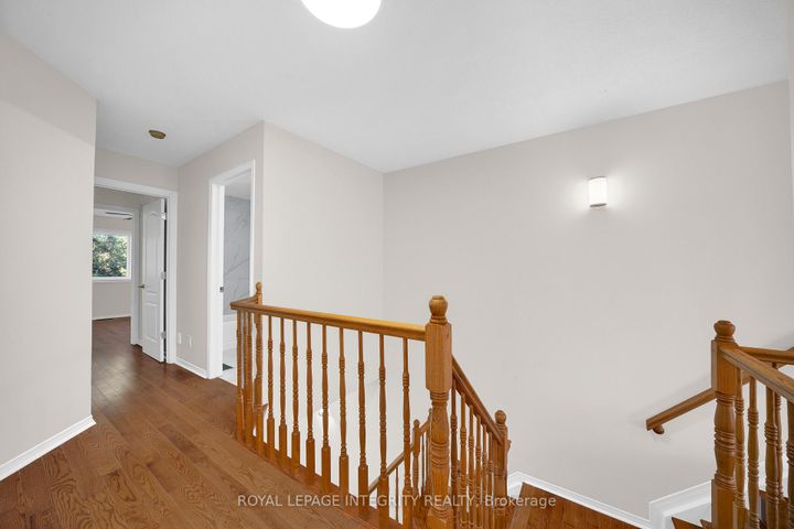 Photo 23 at 29 Hemmingwood Way, Nepean (Centrepointe), Ottawa