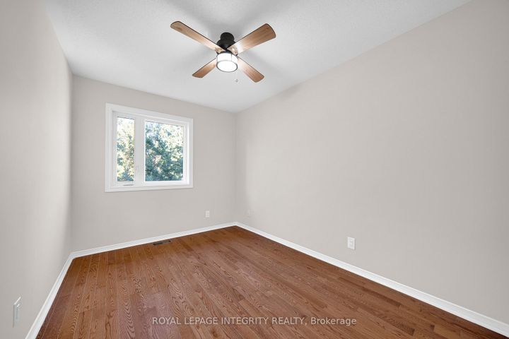 Photo 31 at 29 Hemmingwood Way, Nepean (Centrepointe), Ottawa