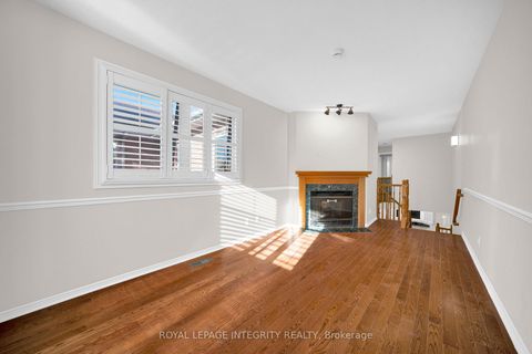Photo 20 at 29 Hemmingwood Way, Nepean (Centrepointe), Ottawa