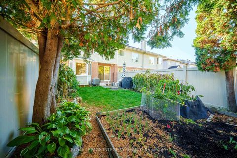 Photo 41 at 29 Hemmingwood Way, Nepean (Centrepointe), Ottawa