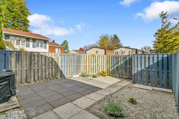 Photo 31 at 1511 Fisher Avenue, Nepean (Carleton Square), Ottawa