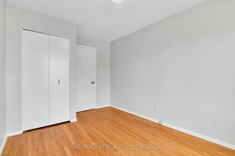 Photo 20 at 1511 Fisher Avenue, Nepean (Carleton Square), Ottawa