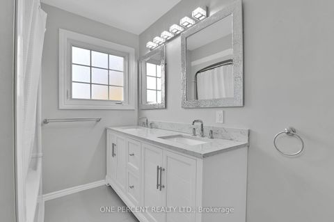 Photo 24 at 1511 Fisher Avenue, Nepean (Carleton Square), Ottawa