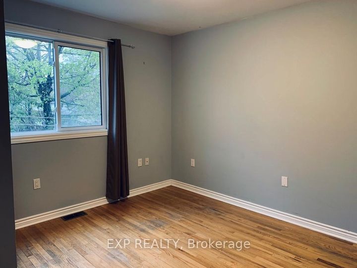 Photo 12 at 1554 Baseline Road, Nepean (Meadowlands/St. Claire Gardens), Ottawa