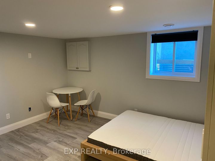 Photo 19 at 1554 Baseline Road, Nepean (Meadowlands/St. Claire Gardens), Ottawa