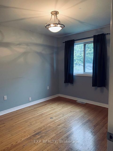 Photo 11 at 1554 Baseline Road, Nepean (Meadowlands/St. Claire Gardens), Ottawa