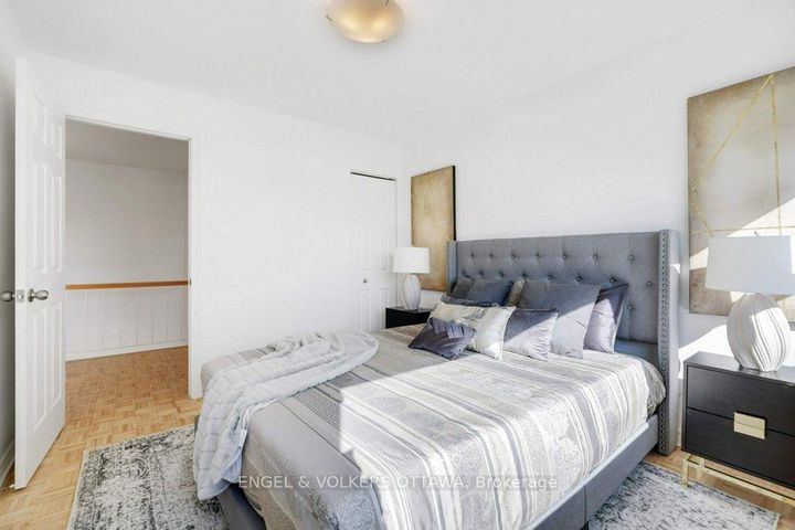 Photo 25 at 216 - 12 Corkstown Road, Nepean (Lakeview Park), Ottawa