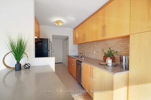 Photo 14 at 216 - 12 Corkstown Road, Nepean (Lakeview Park), Ottawa