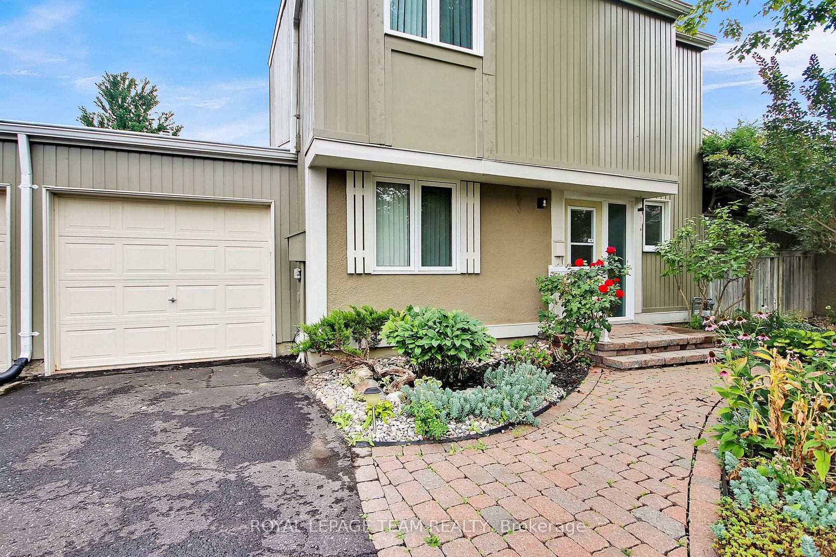 26 Jackson Court, Beaverbrook, Kanata 2