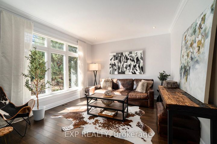 Photo 4 at 450 Lockmaster Crescent, Nepean (Manotick Village & Manotick Estates), Ottawa