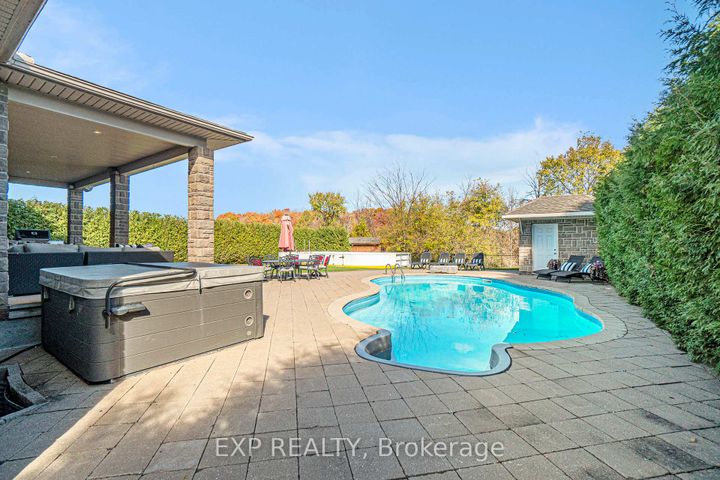 Photo 40 at 450 Lockmaster Crescent, Nepean (Manotick Village & Manotick Estates), Ottawa