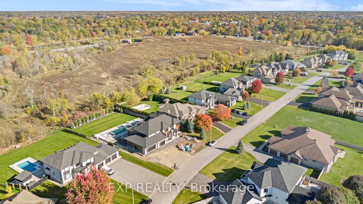 Photo 43 at 450 Lockmaster Crescent, Nepean (Manotick Village & Manotick Estates), Ottawa