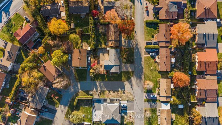 Photo 45 at 30 Oakview Avenue, Nepean (Meadowlands/Crestview), Ottawa