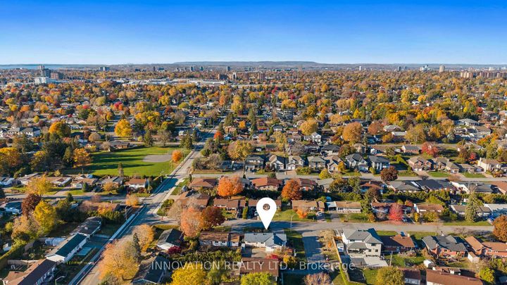 Photo 46 at 30 Oakview Avenue, Nepean (Meadowlands/Crestview), Ottawa