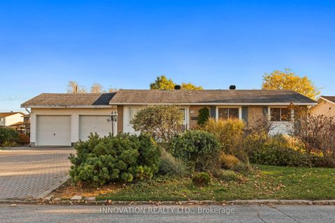 Photo 0 at 30 Oakview Avenue, Nepean (Meadowlands/Crestview), Ottawa