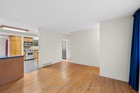 Photo 7 at 30 Oakview Avenue, Nepean (Meadowlands/Crestview), Ottawa