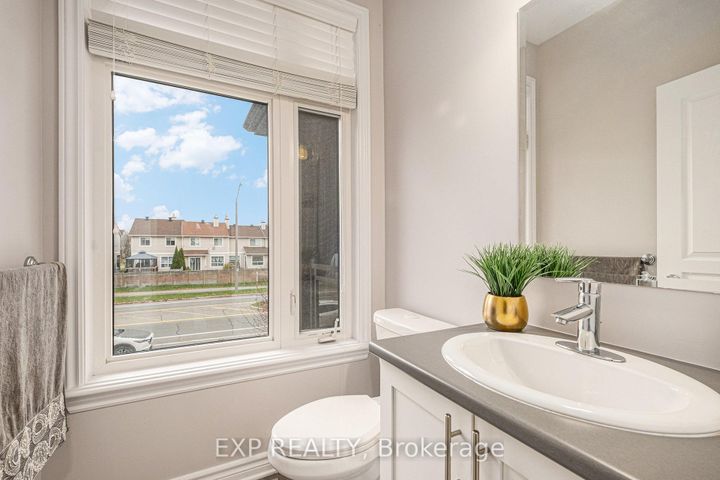 Photo 13 at 142 Wild Senna Way, Nepean (Longfields), Ottawa