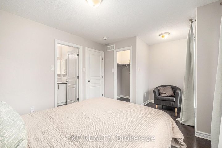Photo 20 at 142 Wild Senna Way, Nepean (Longfields), Ottawa