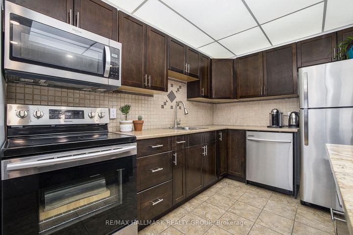 Photo 8 at 1005 - 1380 Prince Of Wales Drive, Nepean (Carleton Square), Ottawa