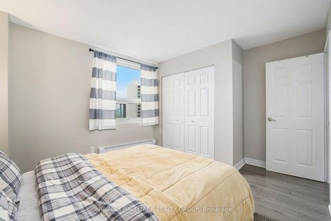 Photo 11 at 1005 - 1380 Prince Of Wales Drive, Nepean (Carleton Square), Ottawa