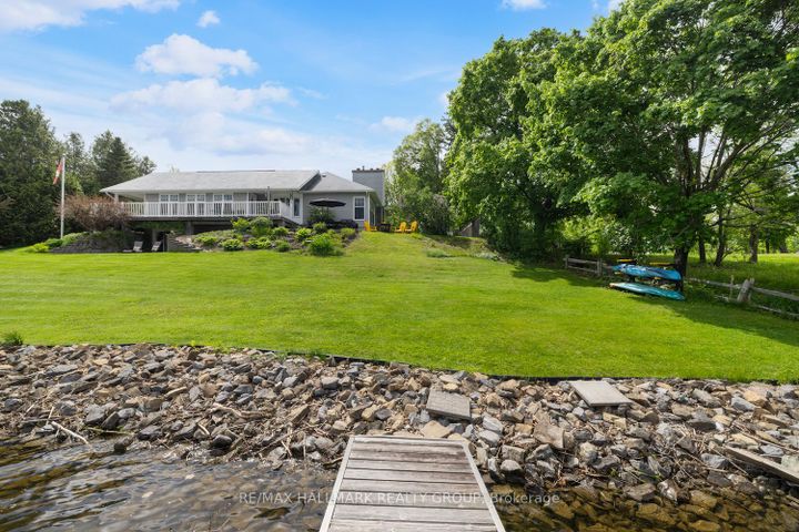 Photo 1 at 1 Rideau Glen Drive, Nepean (Rideau Heights/Ashdale/Rideau Glen), Ottawa