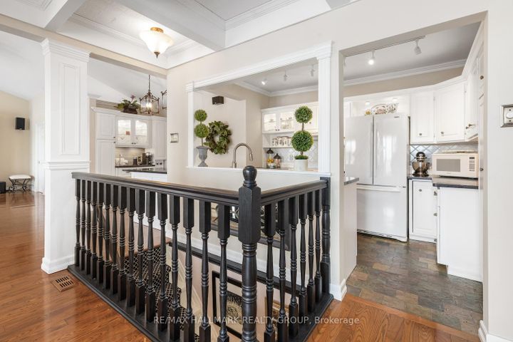Photo 17 at 1 Rideau Glen Drive, Nepean (Rideau Heights/Ashdale/Rideau Glen), Ottawa