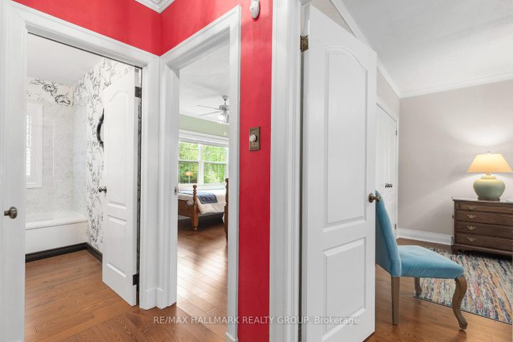 Photo 23 at 1 Rideau Glen Drive, Nepean (Rideau Heights/Ashdale/Rideau Glen), Ottawa
