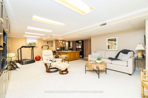 Photo 36 at 1 Rideau Glen Drive, Nepean (Rideau Heights/Ashdale/Rideau Glen), Ottawa