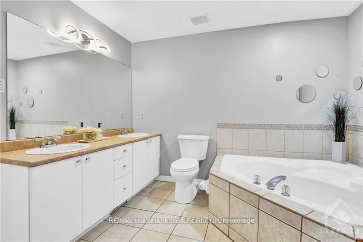 Photo 24 at 133 WOODPARK Way, Nepean (Longfields), Ottawa