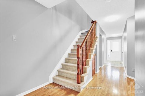 Photo 7 at 133 WOODPARK Way, Nepean (Longfields), Ottawa