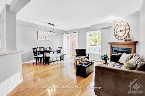 Photo 8 at 133 WOODPARK Way, Nepean (Longfields), Ottawa