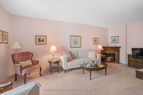 Photo 9 at 625 Trelawny Private, Nepean (Carleton Square), Ottawa