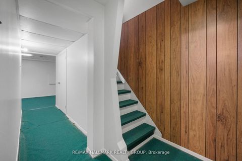 Photo 18 at 625 Trelawny Private, Nepean (Carleton Square), Ottawa