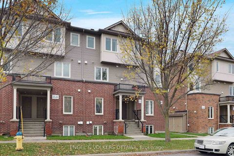 Photo 1 at 270 Espin Heights, Nepean (Stonebridge), Ottawa