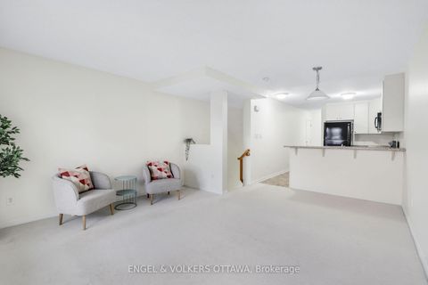 Photo 13 at 270 Espin Heights, Nepean (Stonebridge), Ottawa