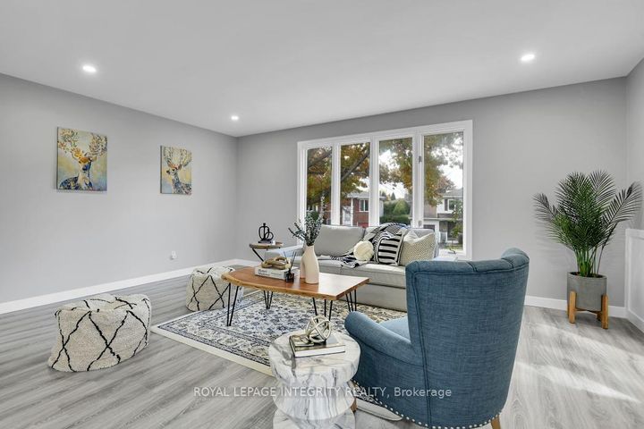 Photo 6 at 3 Ashwick Court, Nepean (Craig Henry/Woodvale), Ottawa