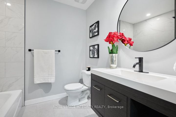 Photo 19 at 3 Ashwick Court, Nepean (Craig Henry/Woodvale), Ottawa